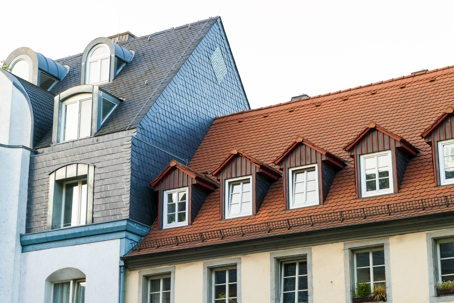 Choosing the Right Roof Color for Your Tulsa Home: A Design Guide